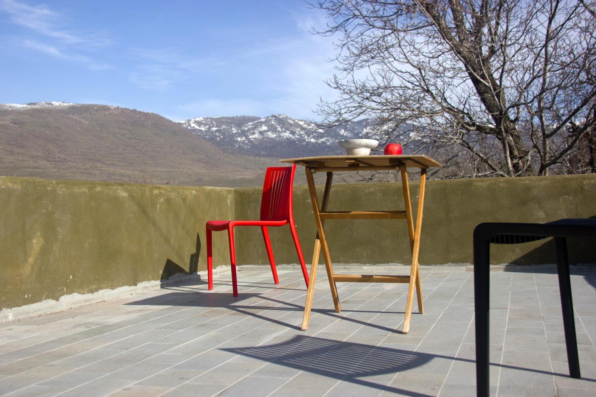 Zove Rural Cottage With Garden Views K'arashamb Exteriör bild