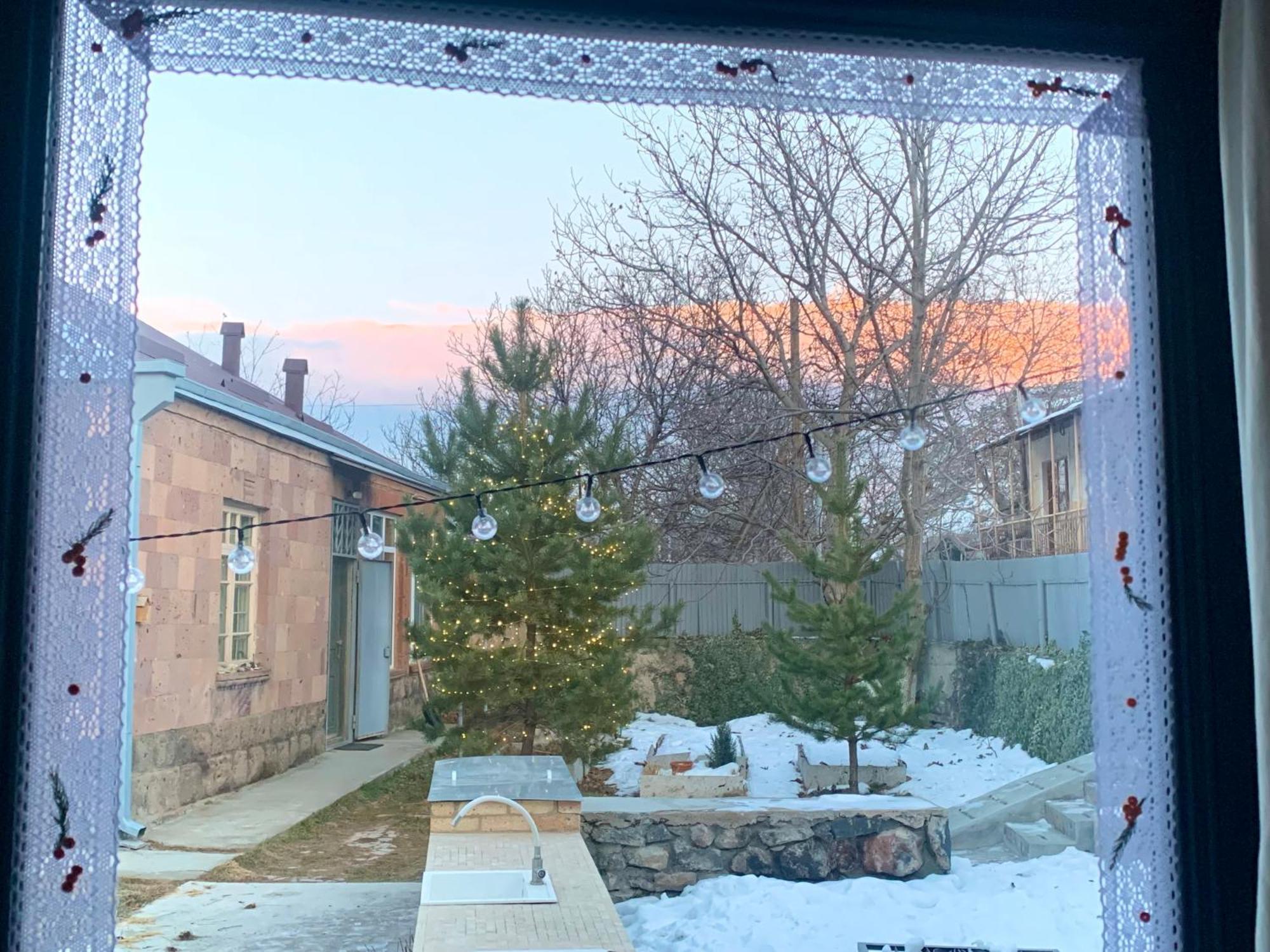 Zove Rural Cottage With Garden Views K'arashamb Exteriör bild